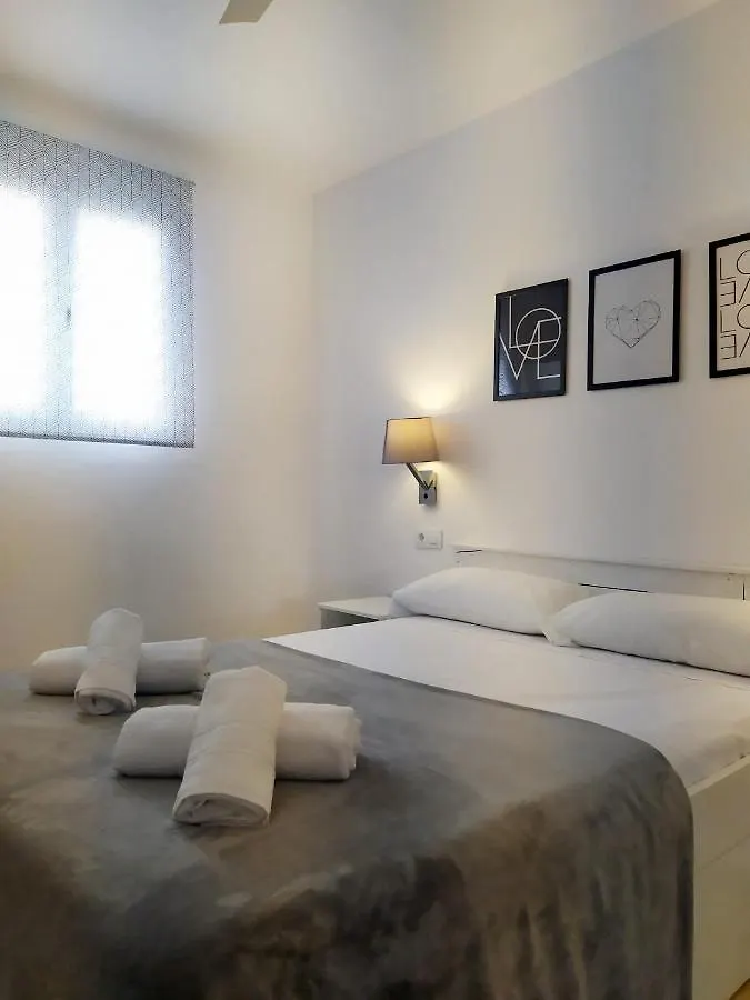 Hermosa Casa Con Piscina Cerca De La Playa De Punta Prima 0*, Punta Prima (Menorca) Spanien